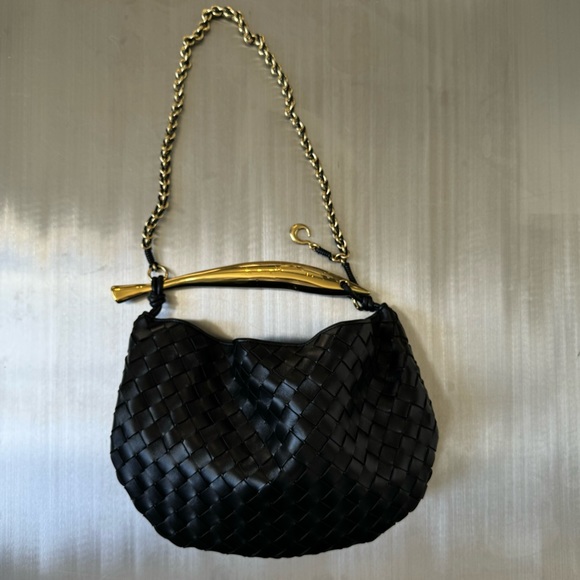 Bottega Veneta Intrecciato Small Leather Sardine Tote in Black - Picture 2 of 9